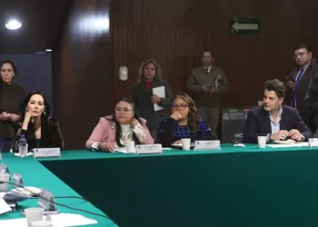 Aprueban iniciativa de Mildred Ávila para prevenir la violencia desde la familia