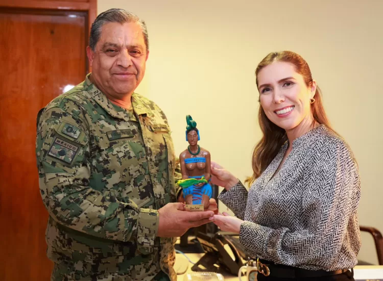 Atenea Gómez Ricalde fortalece trabajo coordinado con la Quinta Región Naval