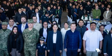 Estefanía Mercado reconoce la vocación y entrega de las y los policías de Playa del Carmen