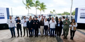 Refuerzan Mara Lezama y Ana Paty Peralta seguridad en Cancún con entrega de 70 nuevas patrullas