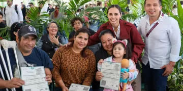 Ana Paty Peralta, cercana a ciudadanos en "Día del Pueblo"