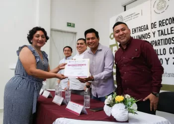 Gobierno de Estefanía Mercado fortalece la capacitación comunitaria