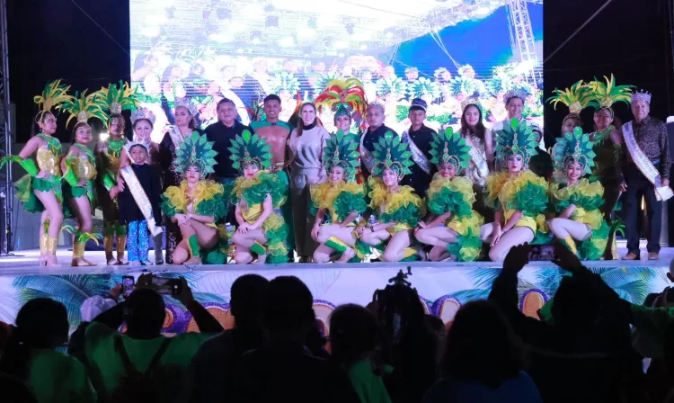 Gobierno Municipal celebra la noche “Selva Mágica” del Carnaval Ciudad Mujeres 2026