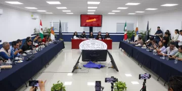 Con el liderazgo de Estefanía Mercado, Playa del Carmen activa estrategia integral contra el sargazo 2026