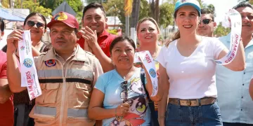 Atenea Gómez Ricalde entrega primera etapa del malecón Rueda Medina