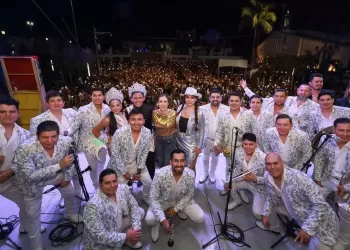 “Isla de la Fantasía” llenó de magia y color el Carnaval “Soy Isla Mujeres” 2026