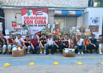 Recolectan 2 mil 500 productos para Cuba en Playa del Carmen
