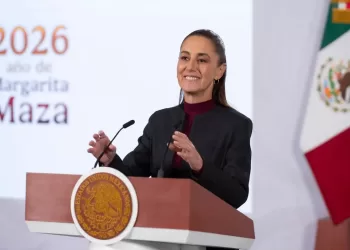 Sheinbaum abre la posibilidad de puente aéreo a Cuba para envío de ayuda