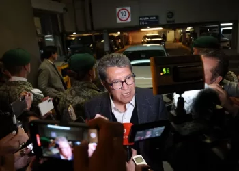 PT insiste en mantener 200 ‘pluris’ y no reducir recursos a partidos