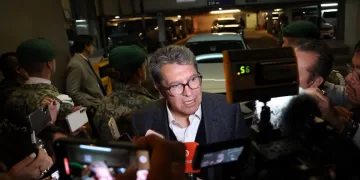 PT insiste en mantener 200 ‘pluris’ y no reducir recursos a partidos