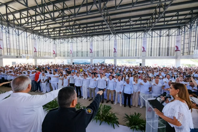 Toma protesta Mara Lezama a mil 200 comités ciudadanos del Consejo Estatal de Paz y Justicia Cívica en Quintana Roo