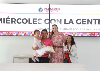 Atenea sigue trabajando con cercanía y humanismo en Isla Mujeres 