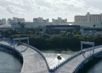 Concluyen estructura del Puente Nichupté; será inaugurada en abril