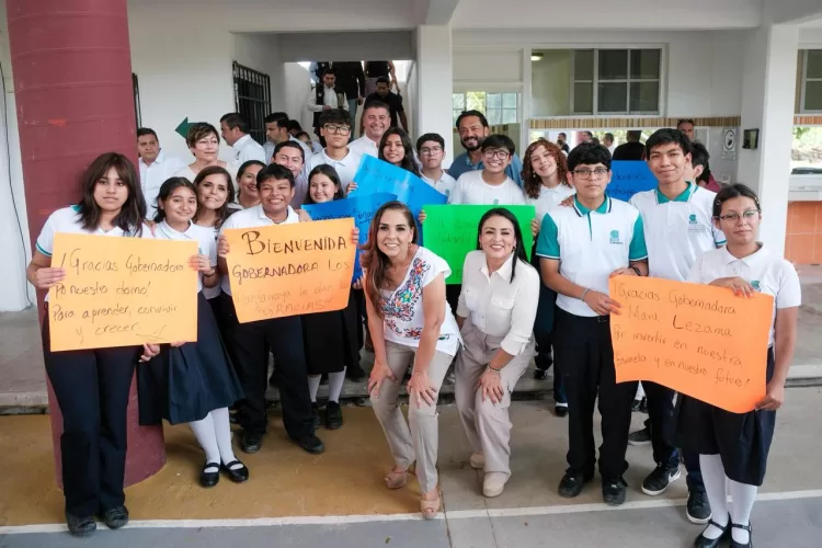 Inauguran Mara Lezama y Blanca Merari nuevo domo en el Colegio de Bachilleres de Puerto Morelos