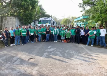 Lleva Blanca Merari el programa “Chuleando tu colonia” a Leona Vicario