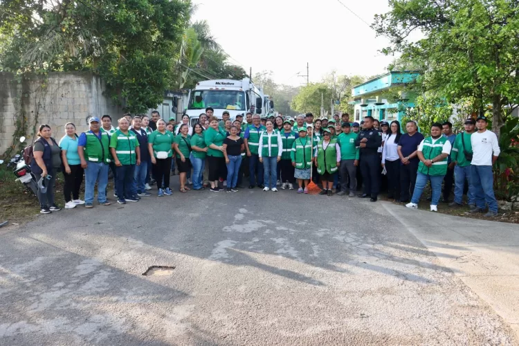 Lleva Blanca Merari el programa “Chuleando tu colonia” a Leona Vicario