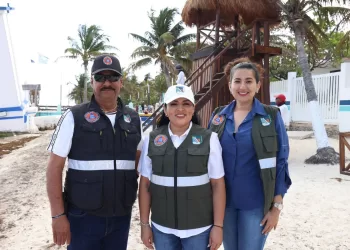 Supervisa Blanca Merari condiciones de seguridad en la playa Ventana al Mar previo a Semana Santa