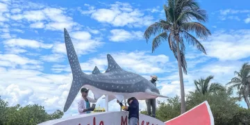 Atenea impulsa mantenimiento integral de espacios públicos en Isla Mujeres previo a las vacaciones de Semana Santa