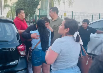 Liberan a enfermera, pero sigue investigación por estudiantes intoxicadas en Playa del Carmen