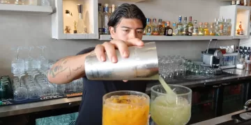 Puente ‘juarista’ deja ocupación de 80% en restaurantes de Cancún