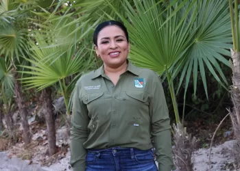 Intensificamos labores de limpieza y mantenimiento de pozos pluviales en Puerto Morelos: Blanca Merari