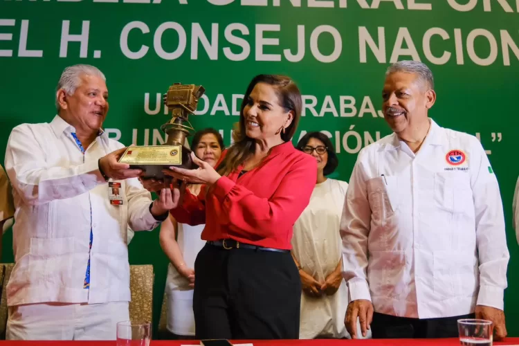 Mara Lezama destaca la radio y televisión como herramientas para fortalecer el tejido social 