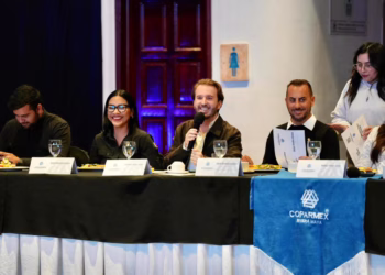 Se reúne Fernando Muñoz con líderes de la Coparmex Playa del Carmen