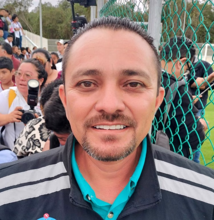 No descarta Fernando Bacelis contender otra vez por Isla Mujeres