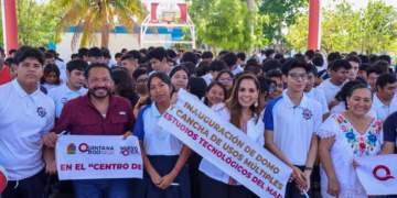 Inaugura Mara Lezama domo y cancha de usos múltiples en el CETMAR No. 10 de Chetumal tras 38 años de espera