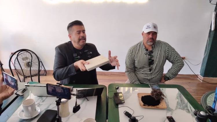 Denuncian mala disposición de sargazo por hoteles de la Riviera Maya