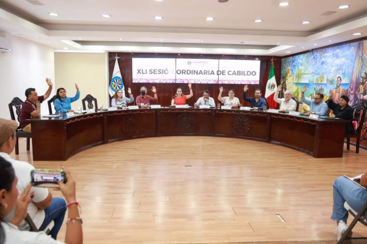 Atenea fortalece política de protección a la niñez con modelo de Parques Infantiles en Isla Mujeres