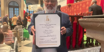 Héctor Cobá recibe el prestigiado Premio Nacional de Periodismo del Club de Periodistas de México