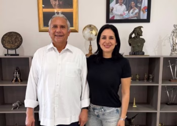 Estefanía Mercado se reúne con el fiscal Raciel López para fortalecer la estrategia de seguridad en Playa del Carmen