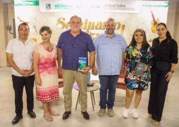 Fortalecen espacios de diálogo y expresión literaria en Puerto Morelos