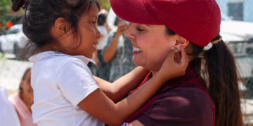 Crea Ana Paty Peralta espacios para convivencia y desarrollo de niñas y niños