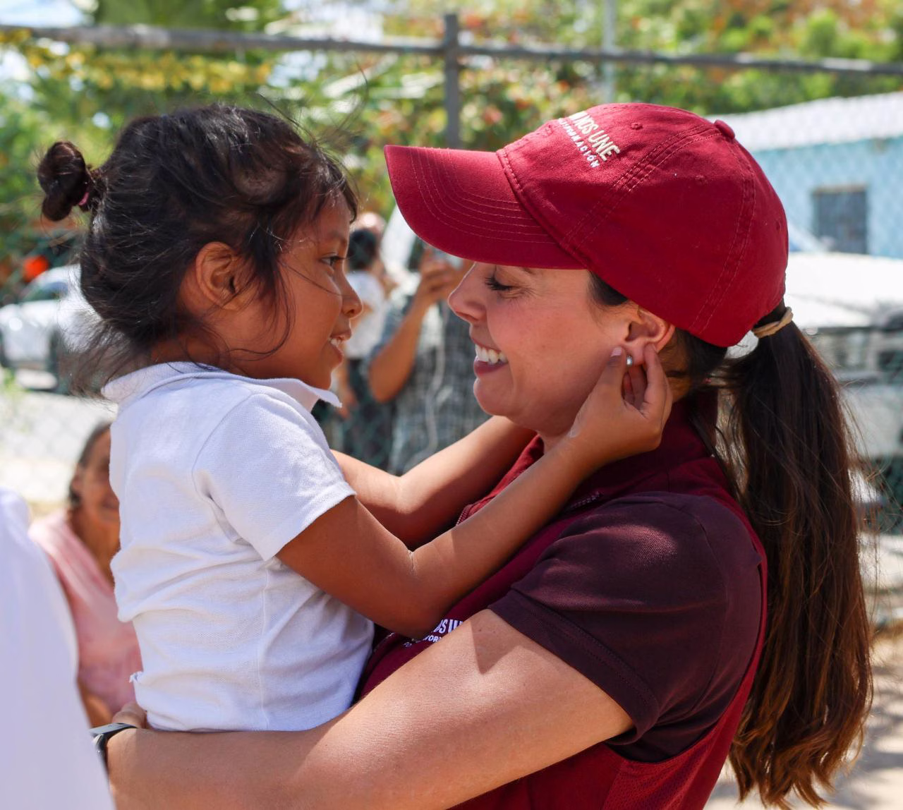 Crea Ana Paty Peralta espacios para convivencia y desarrollo de niñas y niños