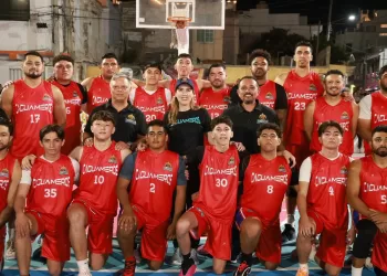 Caguameros debutan con triunfo contundente en el arranque de la Liga Maya del Caribe