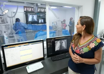 Entra en funcionamiento sala de hemodinamia en el Hospital General de Chetumal; directo a salvar vidas: Mara Lezama