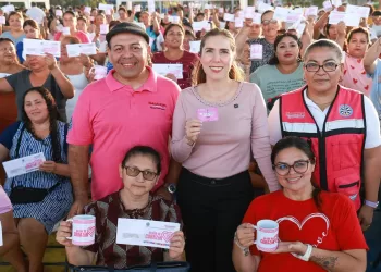 Atenea fortalece la autonomía económica de las mujeres con “Isleña de Corazón”