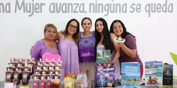 Unidas, las mujeres somos más fuertes: Ana Paty Peralta