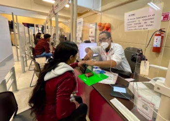 Alista el INE módulos en el exterior para expedir credenciales de elector