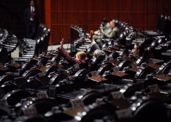 Comisiones suspenden reunión para dictaminar plan B de la reforma electoral