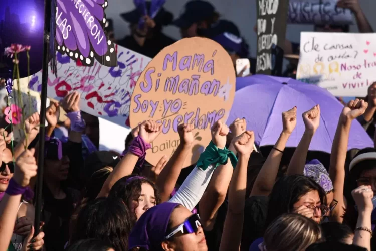 Derechos de las mujeres, más en la ley que en la práctica