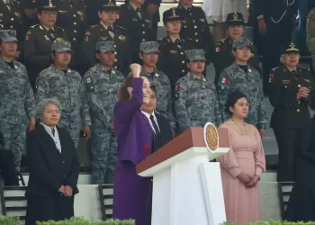 “Detrás de cada uniforme hay una hija, madre, hermana, pareja”: Sheinbaum a Fuerzas Armadas en 8M