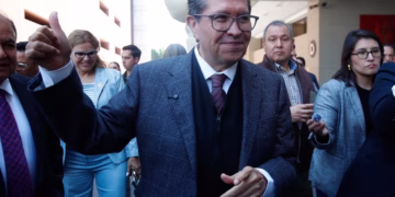 Empatar elecciones federales y revocación no beneficia a Morena, dice Monreal