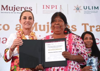 Sheinbaum destaca a mujeres indígenas desde el Istmo: “son protagonistas de la historia”