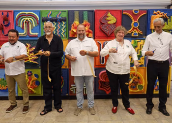 Inauguran exposición doble de Horacio Cárdenas en el Centro Cultural y Museo de Puerto Morelos