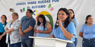 Realiza DIF Puerto Morelos carrera inclusiva “Unidos sobre ruedas por el autismo” en Leona Vicario