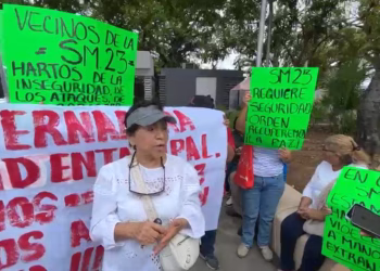 Protestan habitantes del centro de Cancún por inseguridad; culpan a cubanos deportados