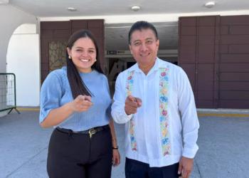 Naty Méndez y Chucho Pool impulsan mejoras en el transporte público de Cancún*